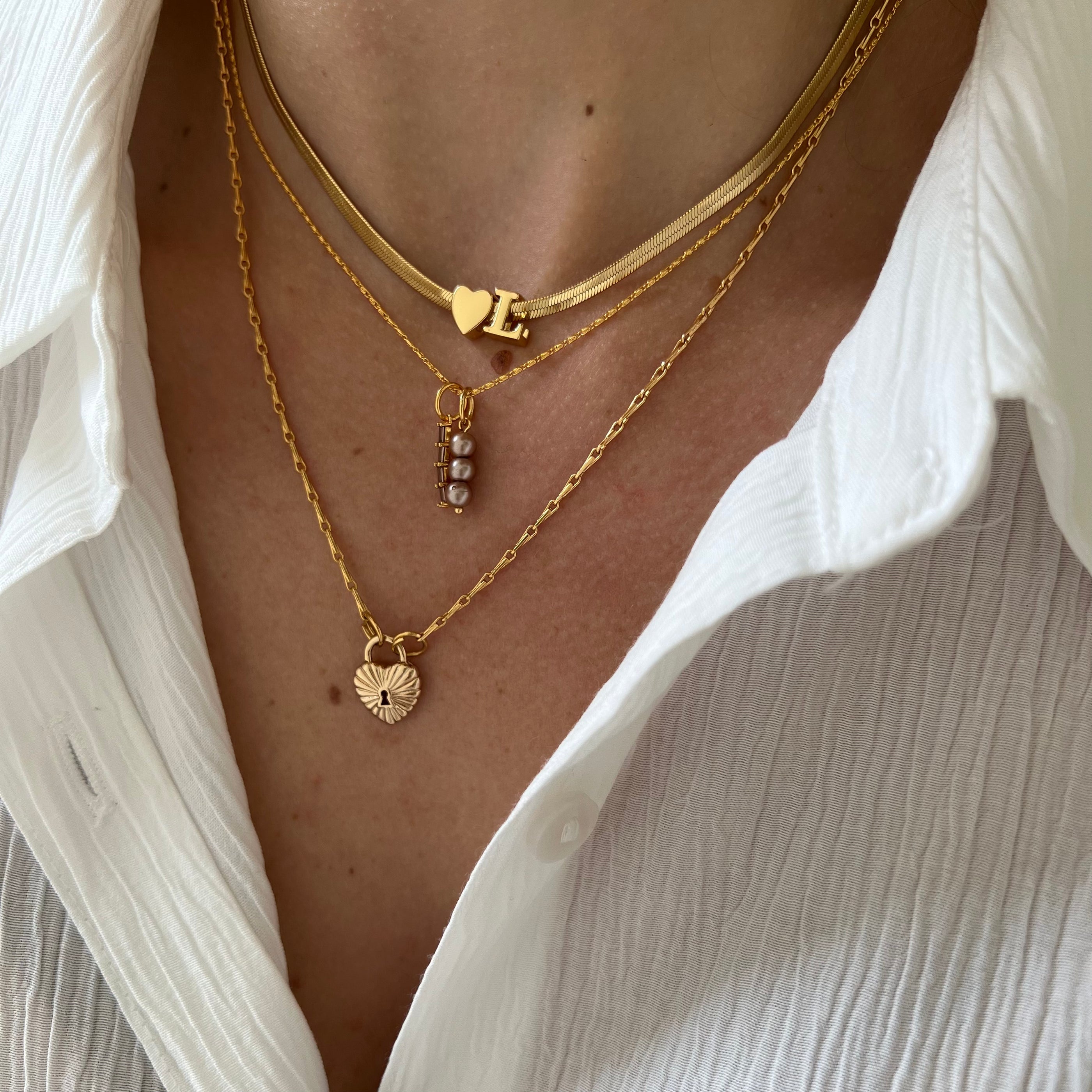 Flat Initial Choker Heart Flat Initial Choker Heart