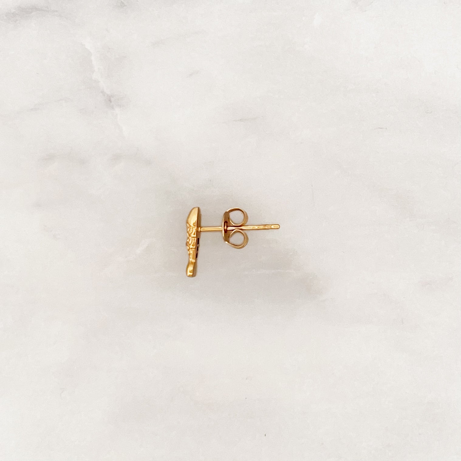 Earstud Tiny Fish Earstud Tiny Fish