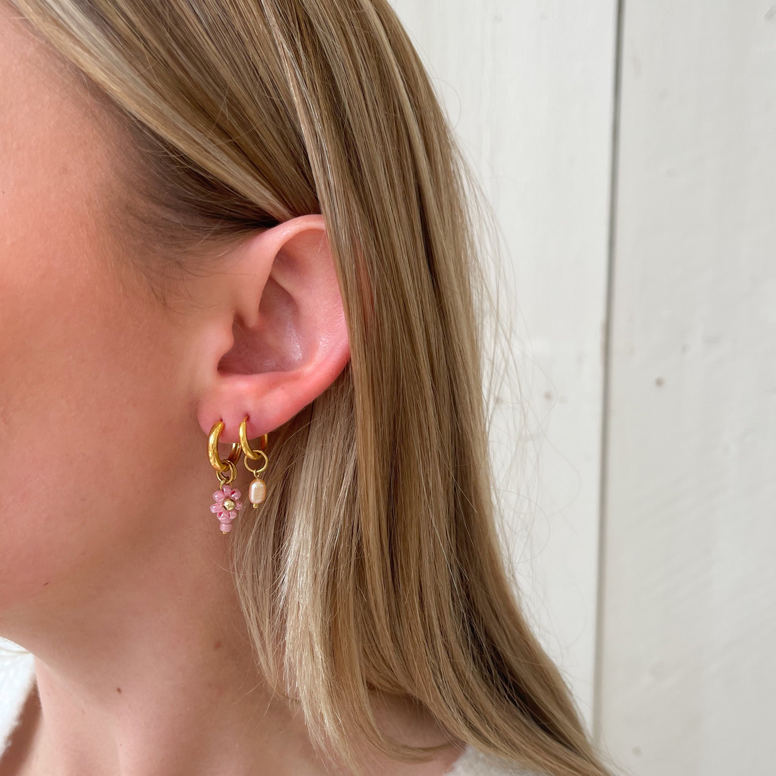 DYO Pink Beads Flower DYO Pink Beads Flower