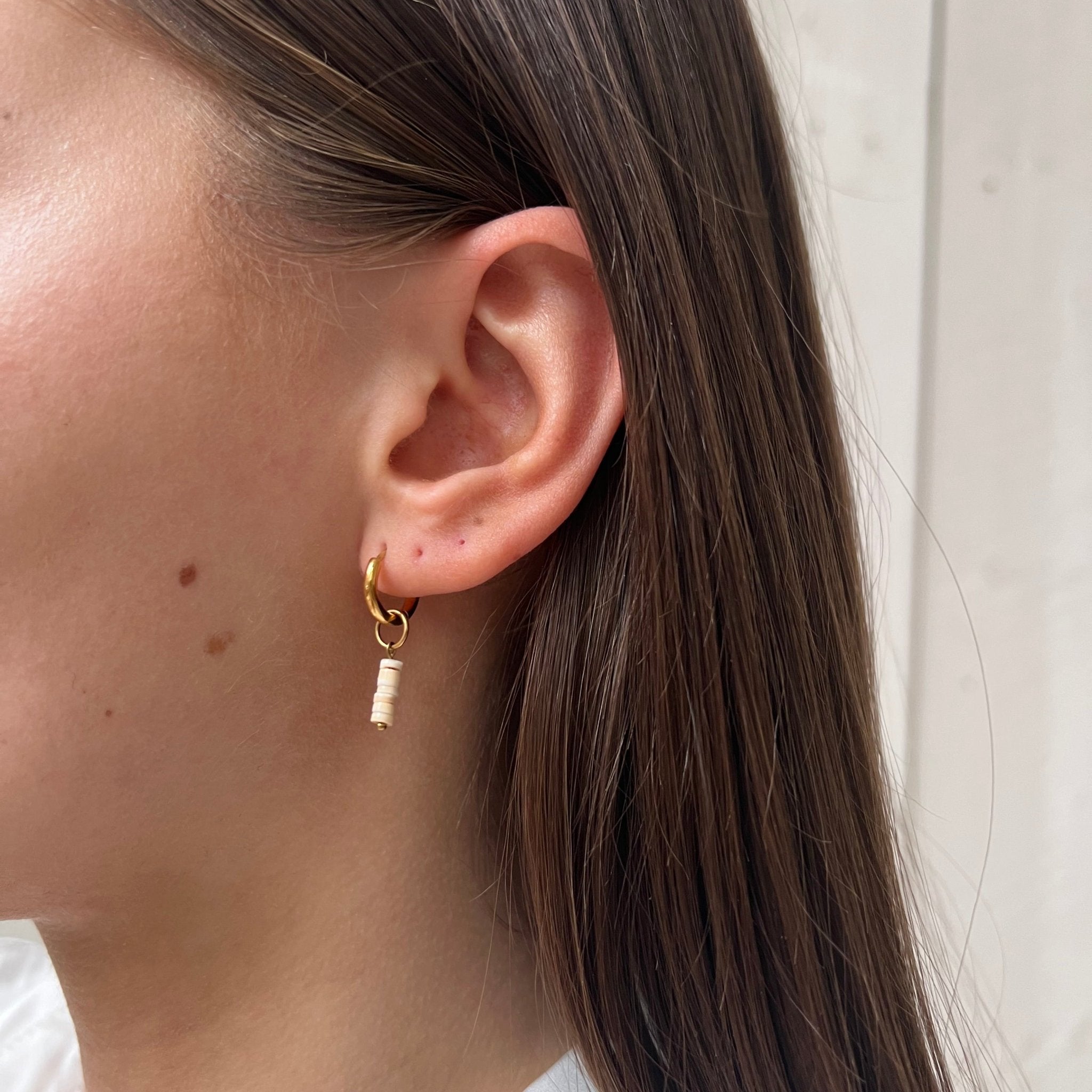 Classic Huggie Sand Discs - ByNouck Jewelry Classic Huggie Sand Discs - ByNouck Jewelry