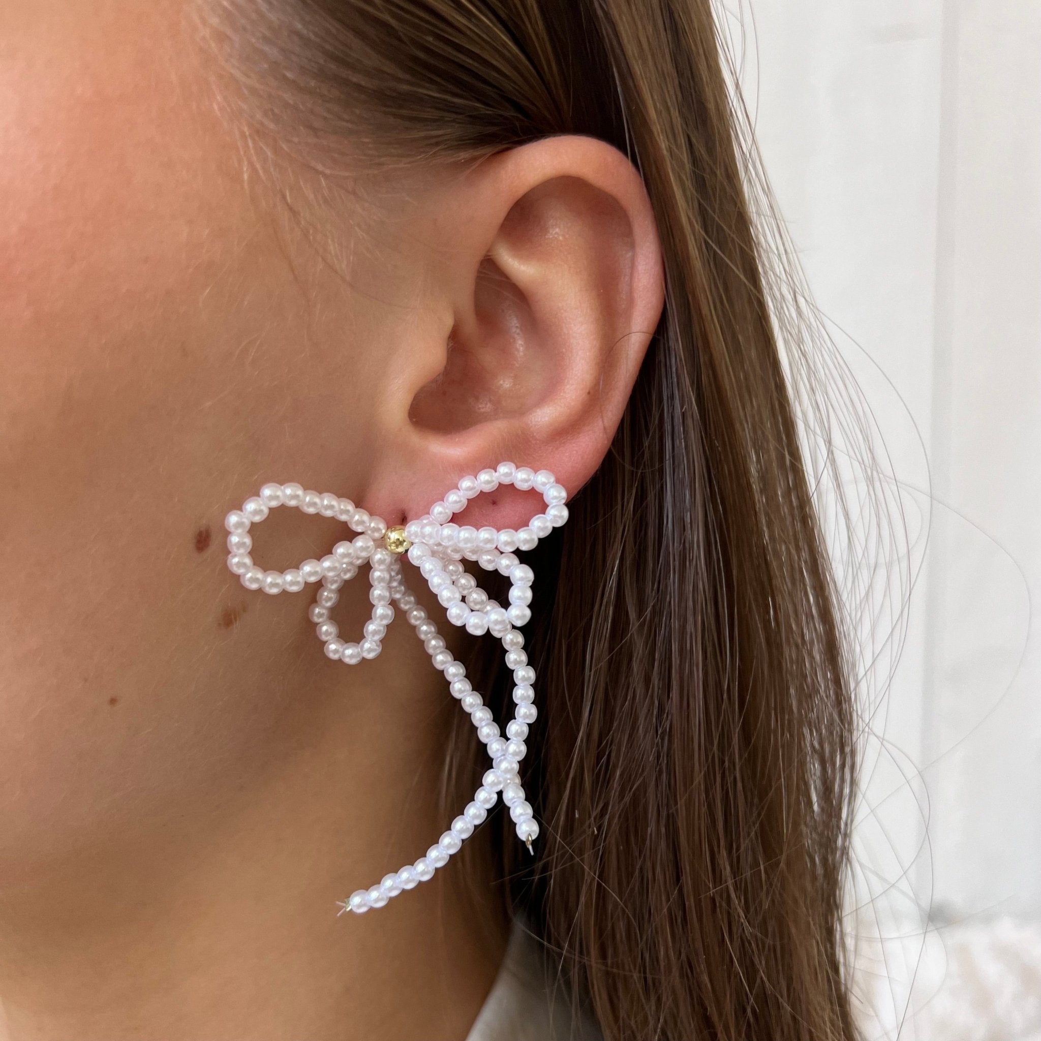 Double Pearl Bow Set - ByNouck Jewelry Double Pearl Bow Set - ByNouck Jewelry