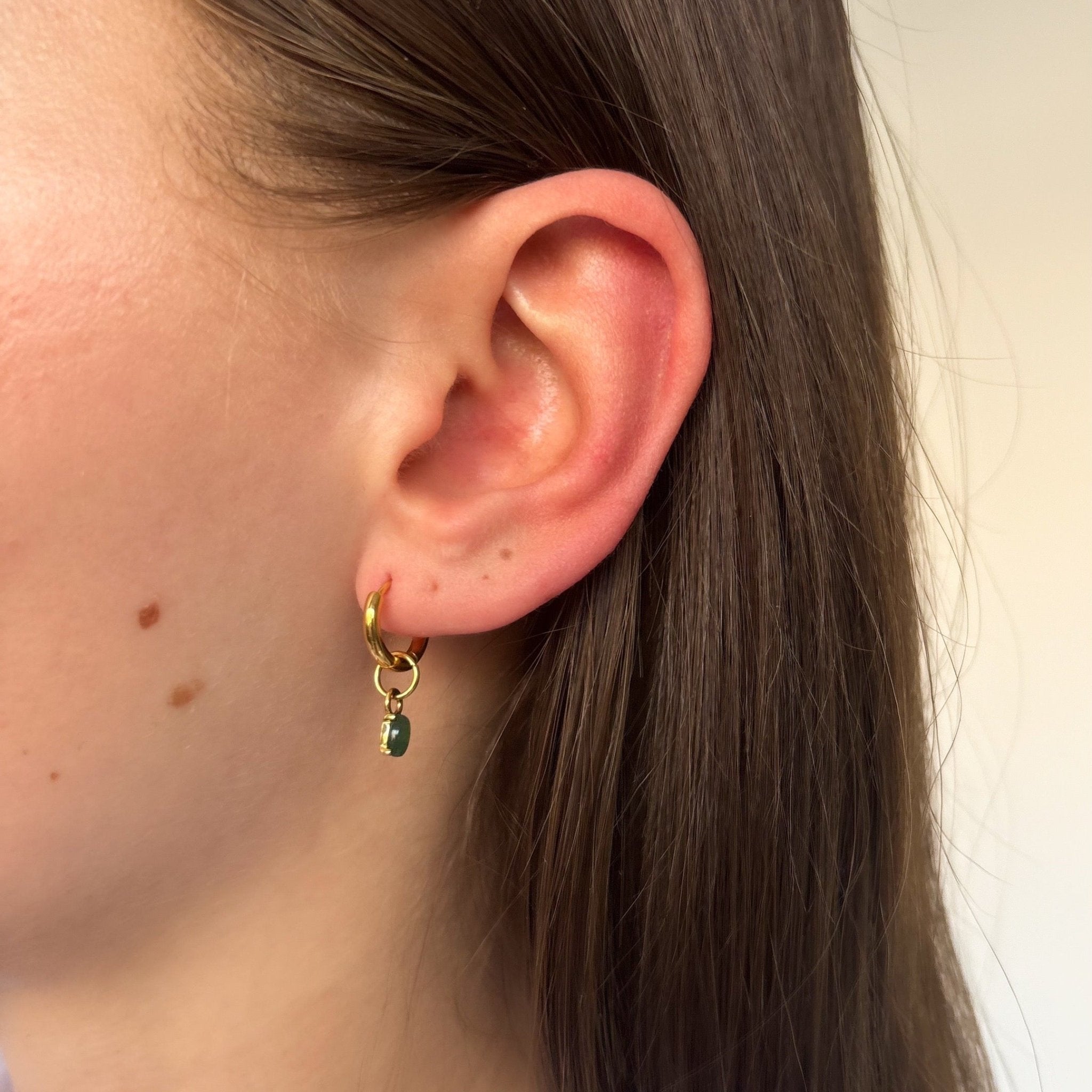 Hoop Green Quartz Oval - ByNouck Jewelry Hoop Green Quartz Oval - ByNouck Jewelry