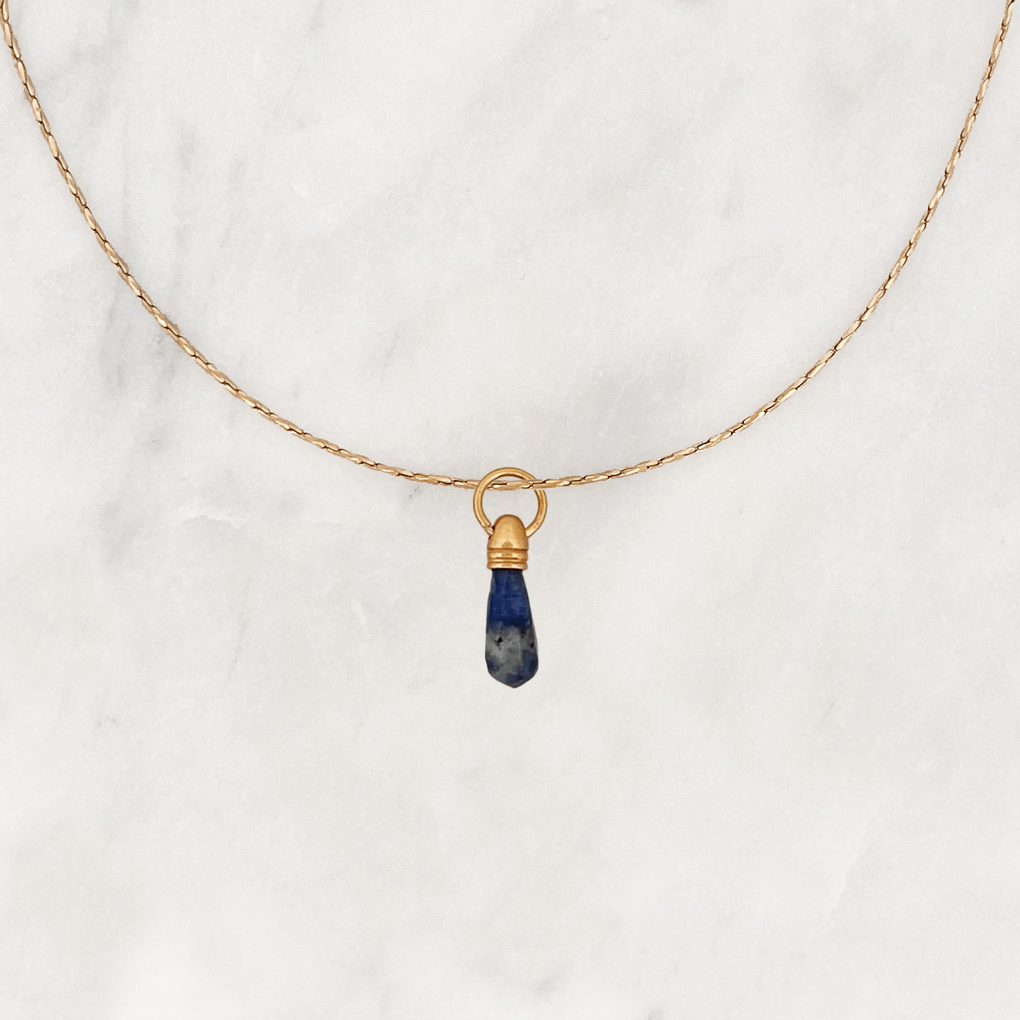 Necklace Manifest Stone Sodalite - ByNouck Jewelry Necklace Manifest Stone Sodalite - ByNouck Jewelry