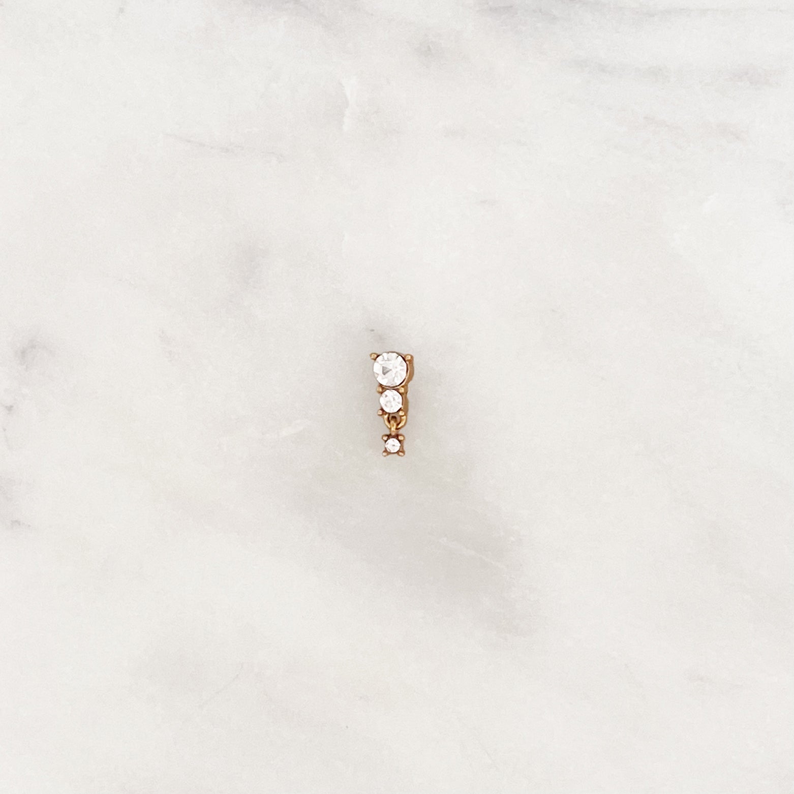 Shiny Earstud 3 Stones - ByNouck Jewelry Shiny Earstud 3 Stones - ByNouck Jewelry