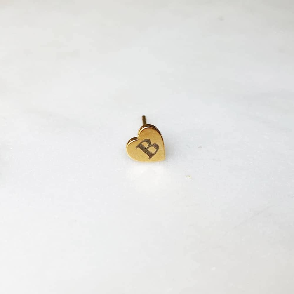 Engrave Earstud Heart - ByNouck Jewelry Engrave Earstud Heart - ByNouck Jewelry