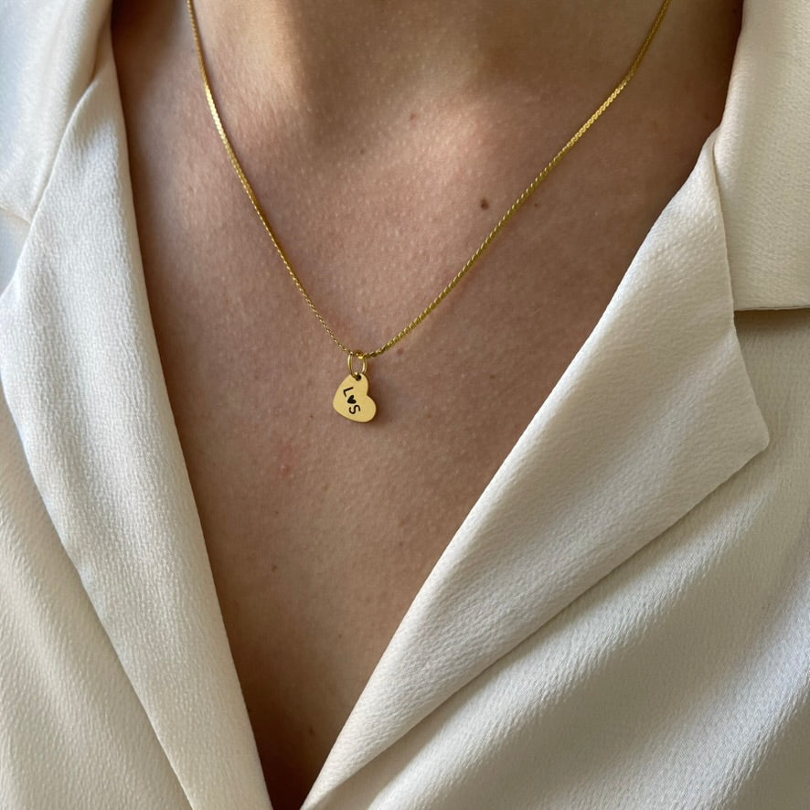 Halskette mit Herzgravur