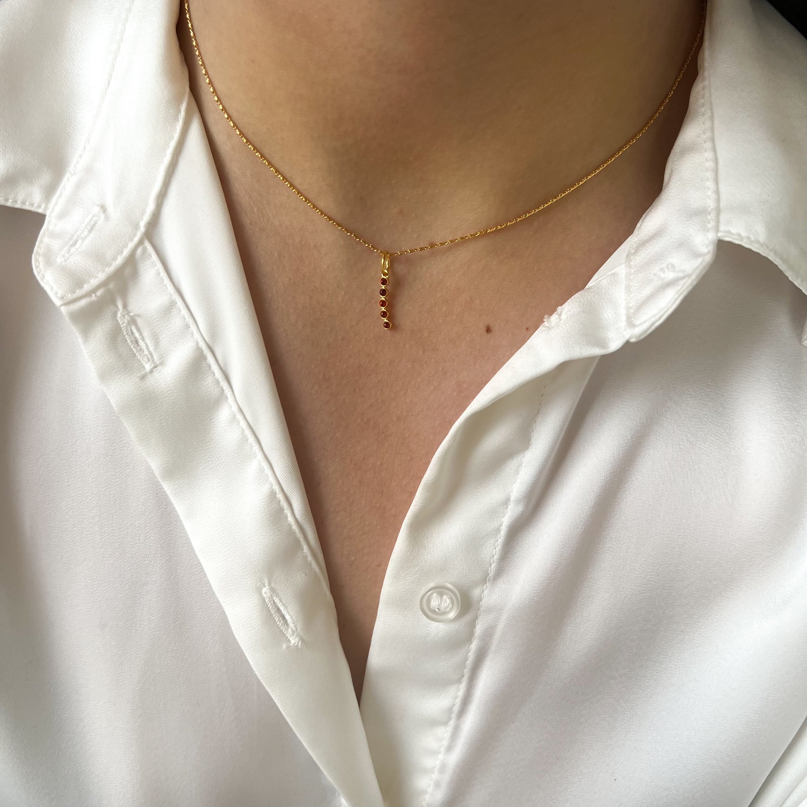 Sample Choker Red Dots