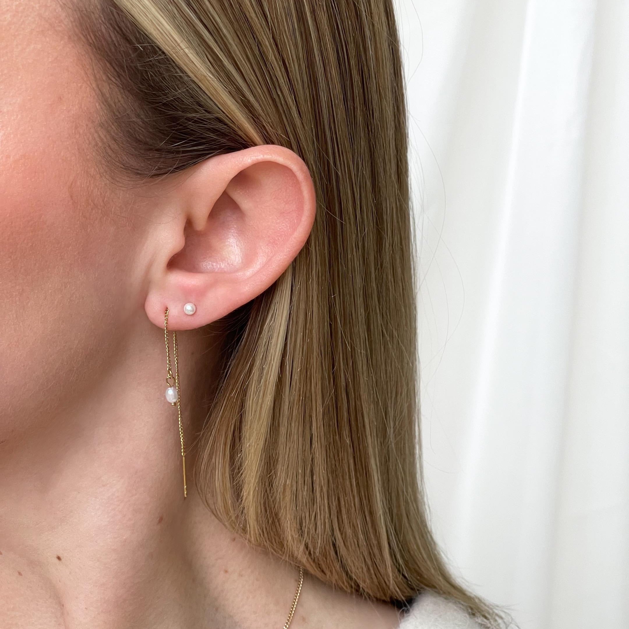 Threader Tiny White Pearl