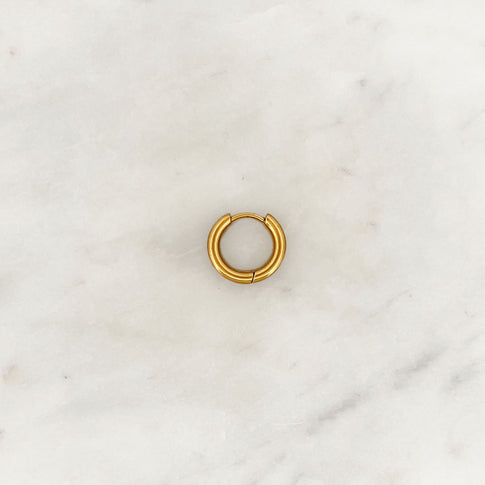 Base Medium Luxury Hoop