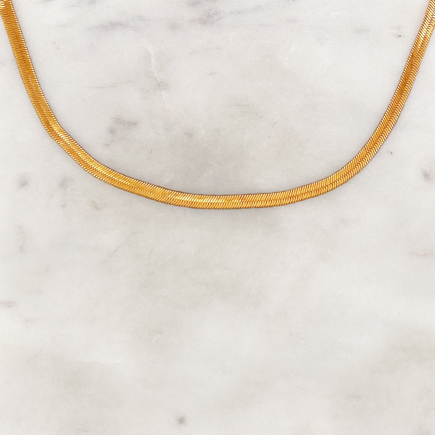 Fine Flacher Halskette