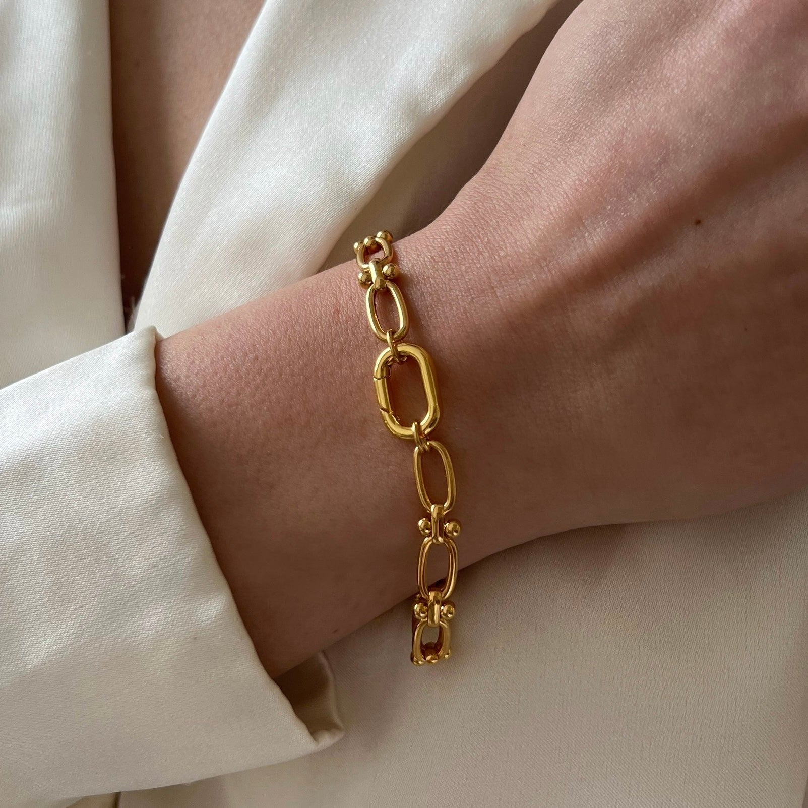 Basis Link Chain Armband