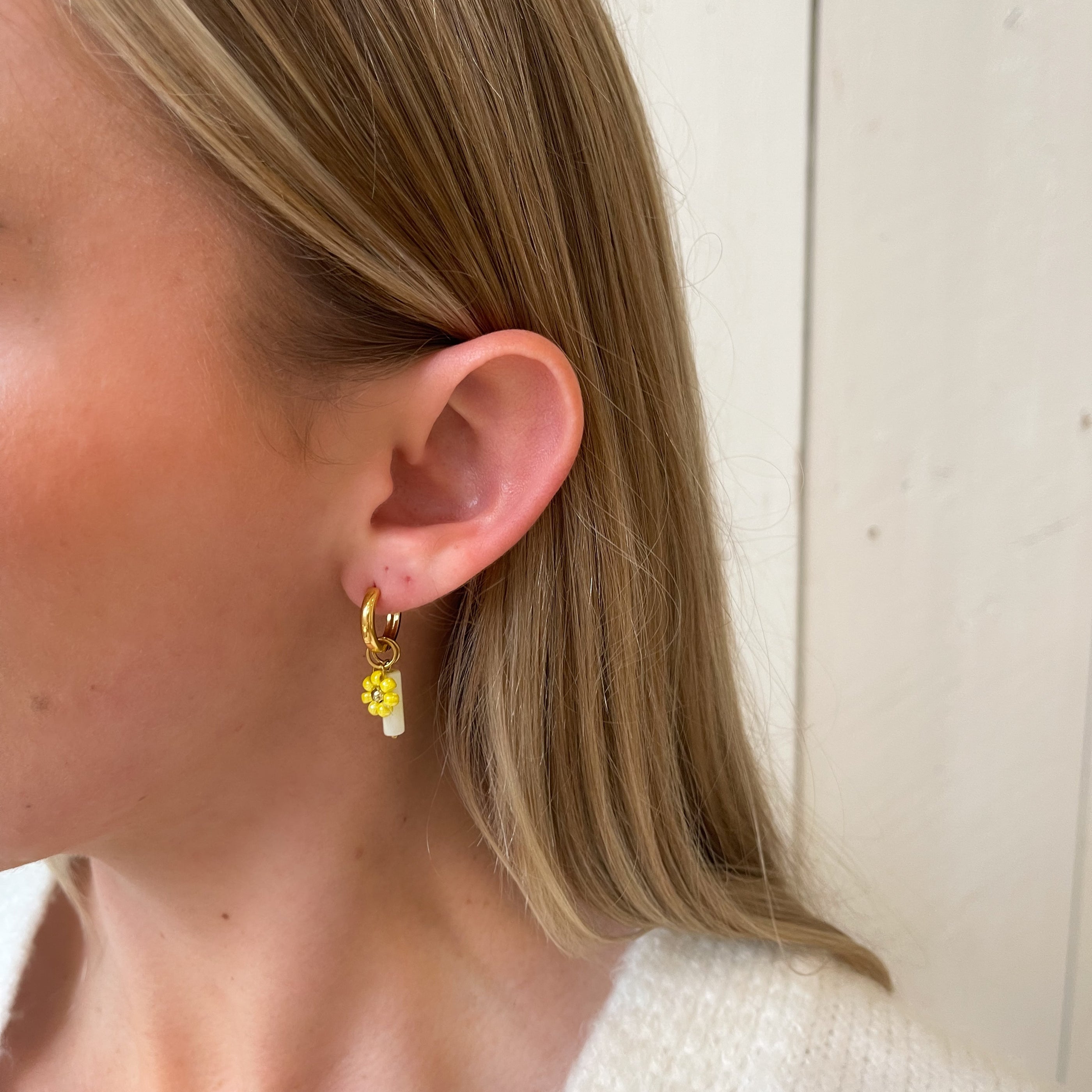 DYO Yellow Beads Flower