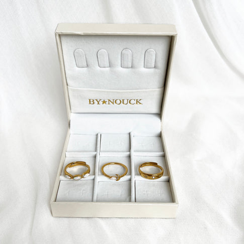 Set opal rings