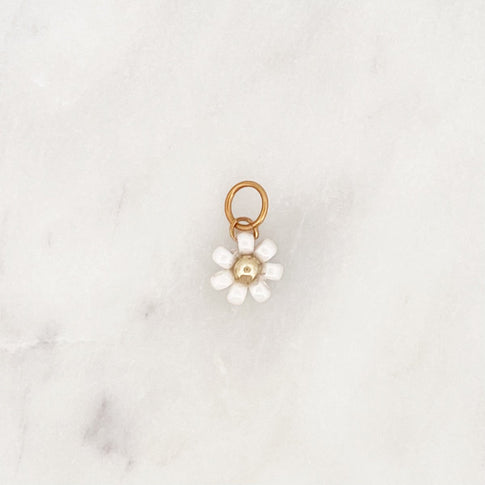 DYO White Beads Flower - ByNouck Jewelry