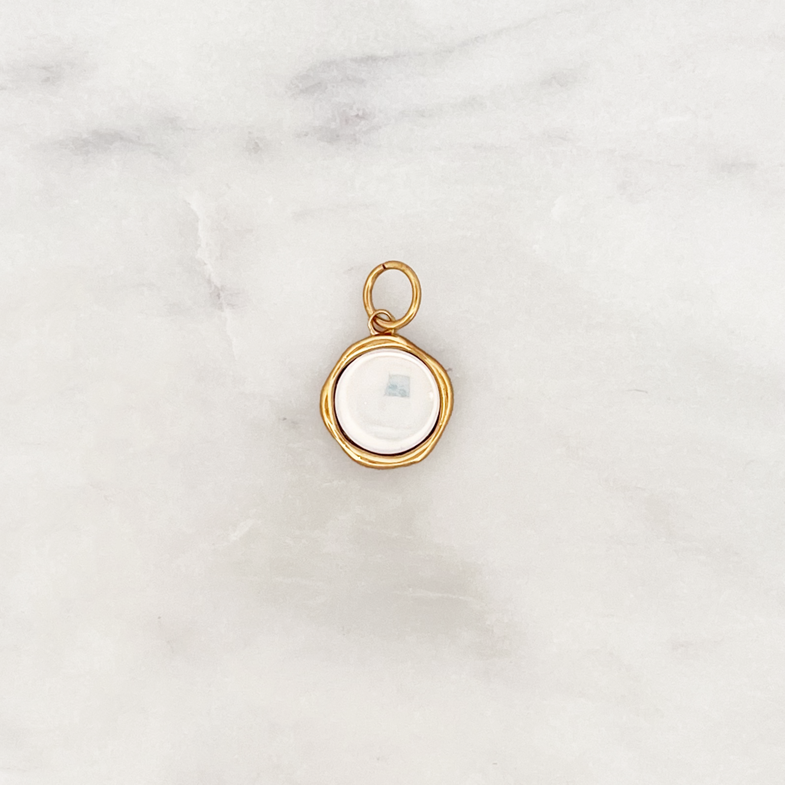 DYO Round Moonstone