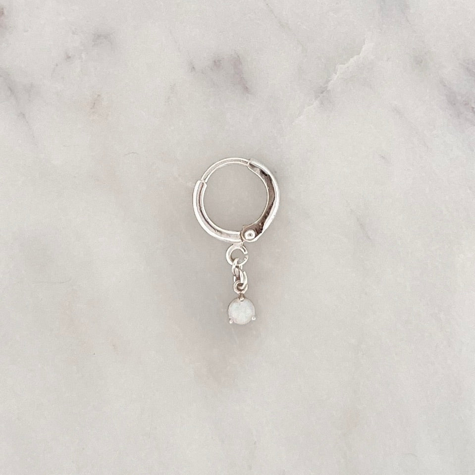 Sample Earring Opal Silverplated - ByNouck Jewelry