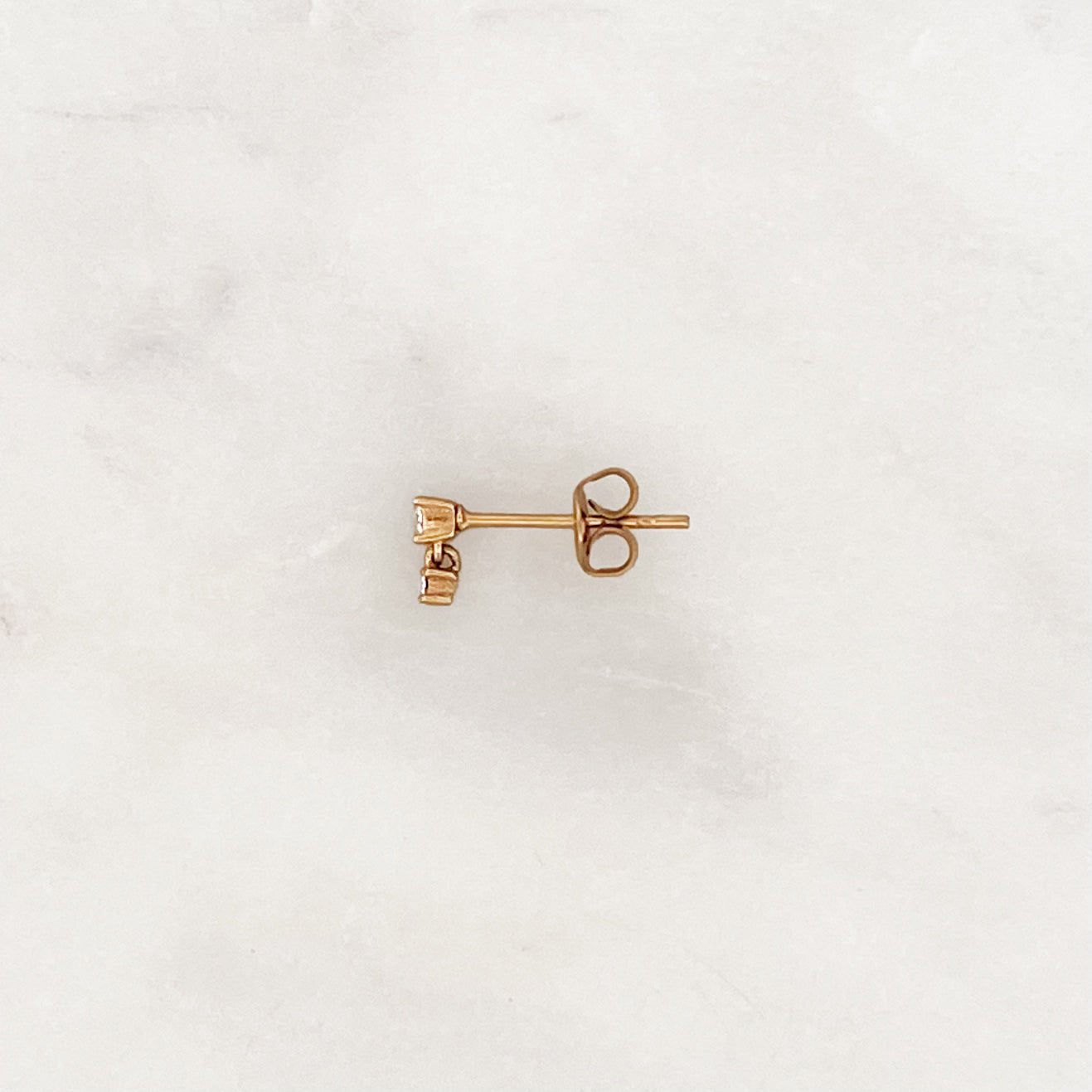 Shiny Earstud 2 Stones - ByNouck Jewelry